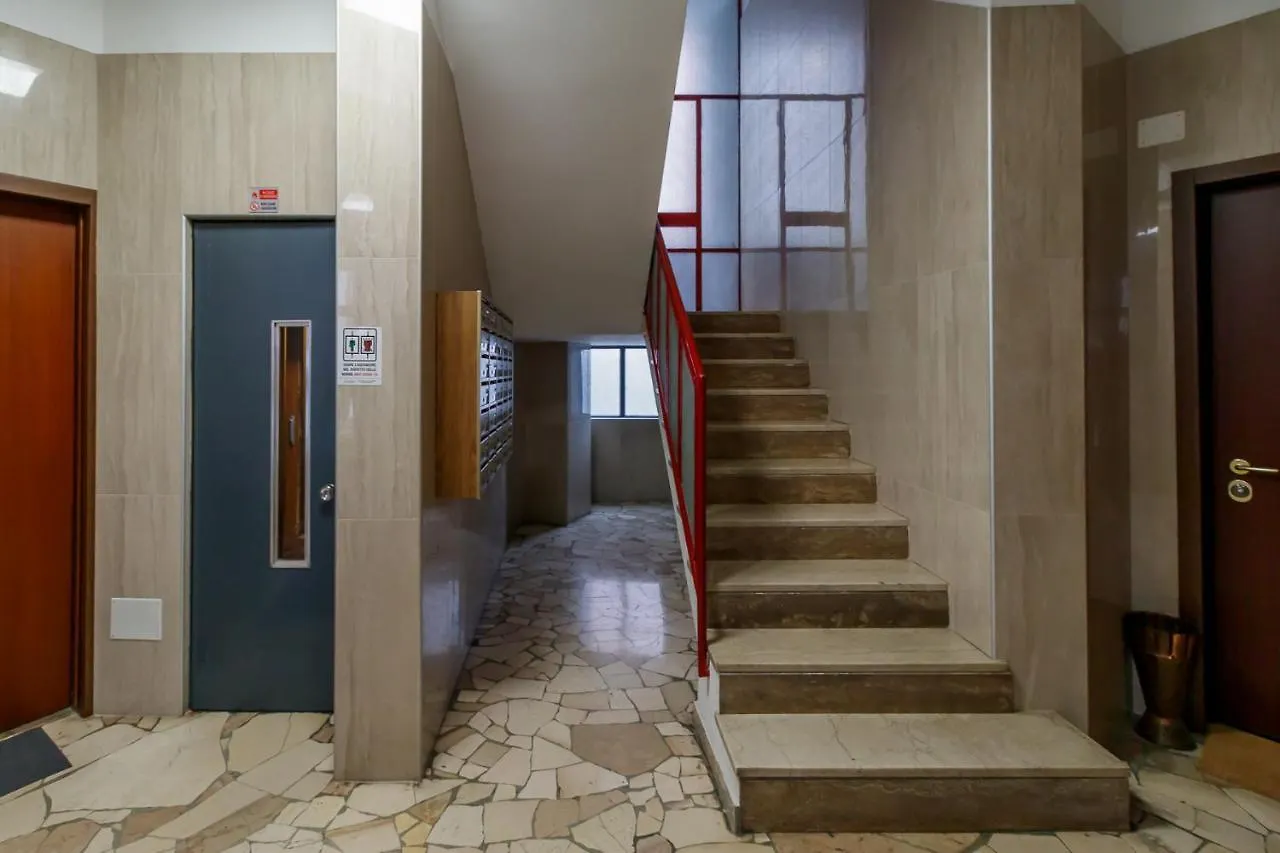 I Host Apartment - Lodi 74 米兰