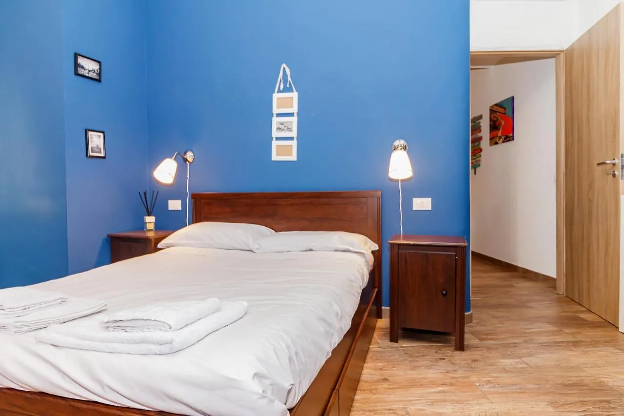 מילאנו I Host Apartment - Lodi 74 איטליה