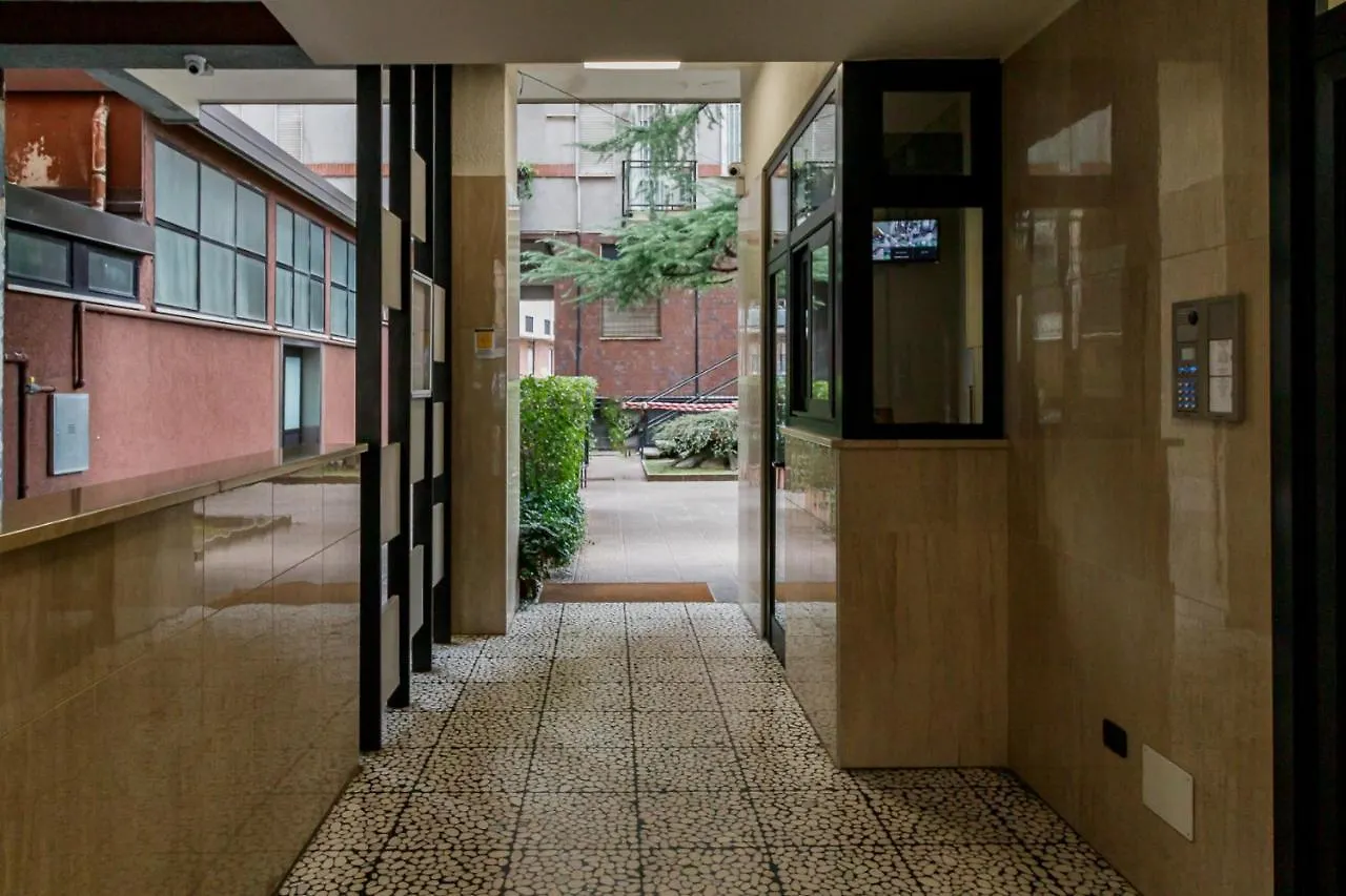 מילאנו I Host Apartment - Lodi 74 איטליה